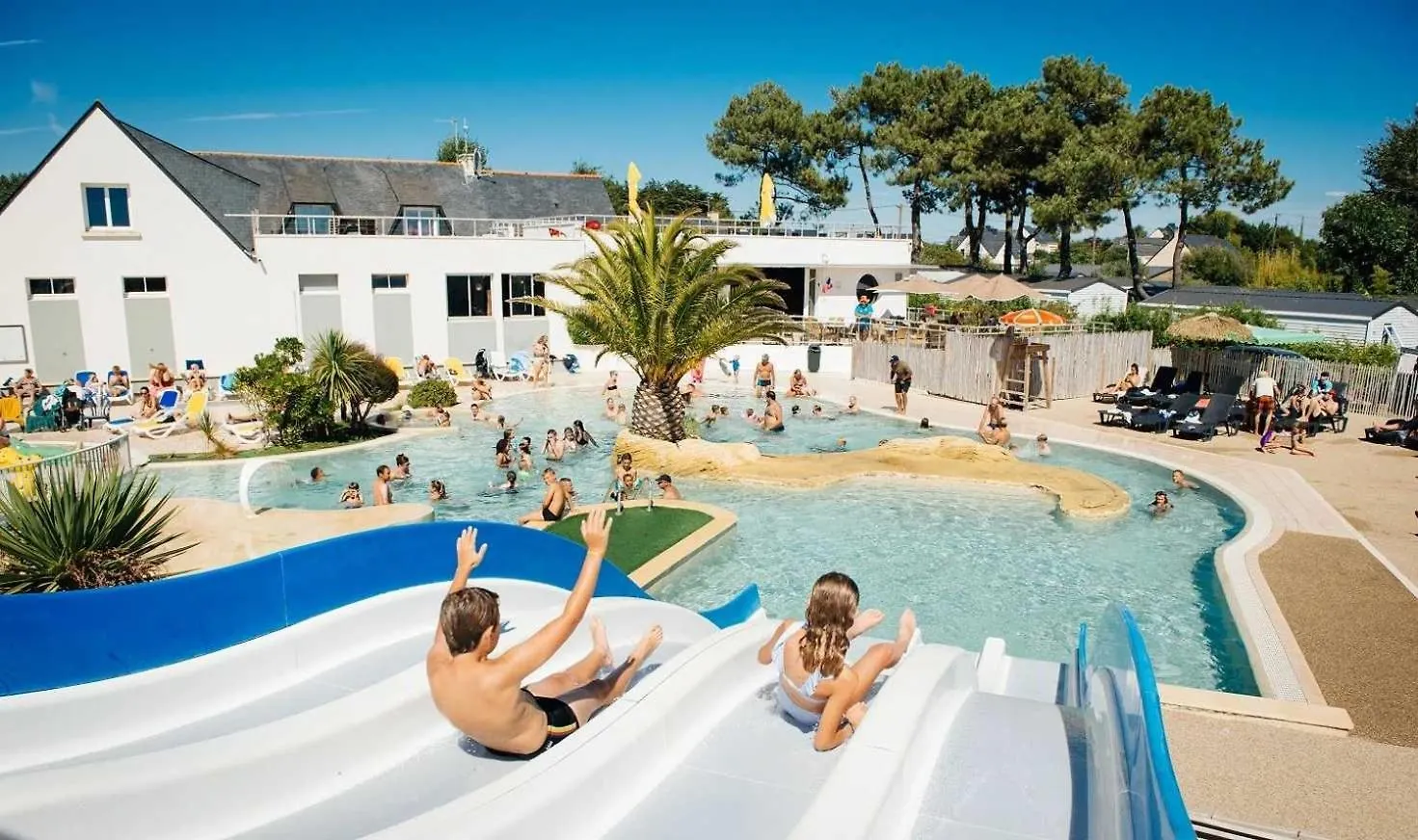 Camping 5 Etoiles - Parc Aquatique - Eeiaid Penestin